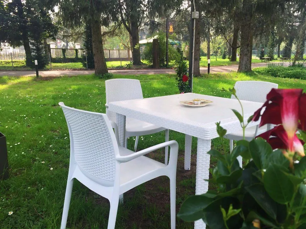 Farm stay Agriturismo Villa Dei Gelsi Cotignola